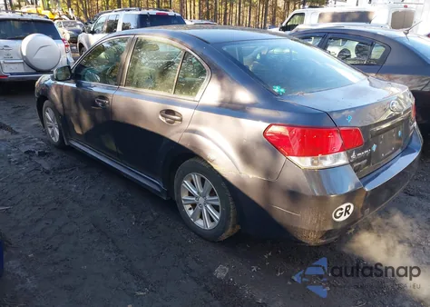 2011 Subaru Legacy 2.5I Premium из США, поврежденный, VIN 4S3BMBC62B3241326
